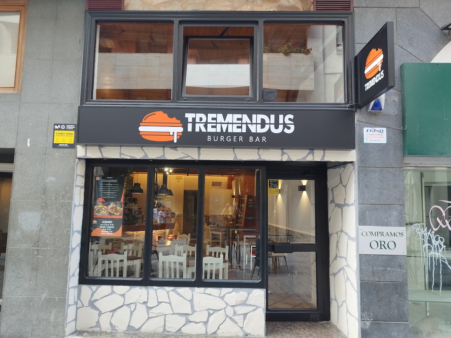 Tremendus Burger Bar · Fotos 1